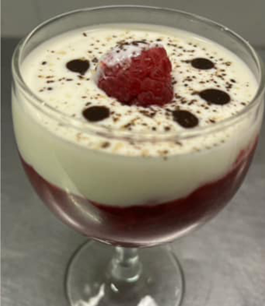 Málna zselés panna cotta